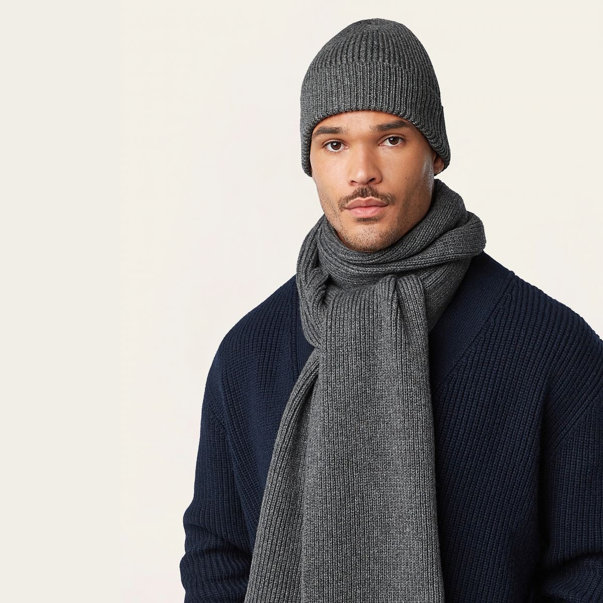 Heavy Seawool Beanie & Scarf bundle | Dark grey