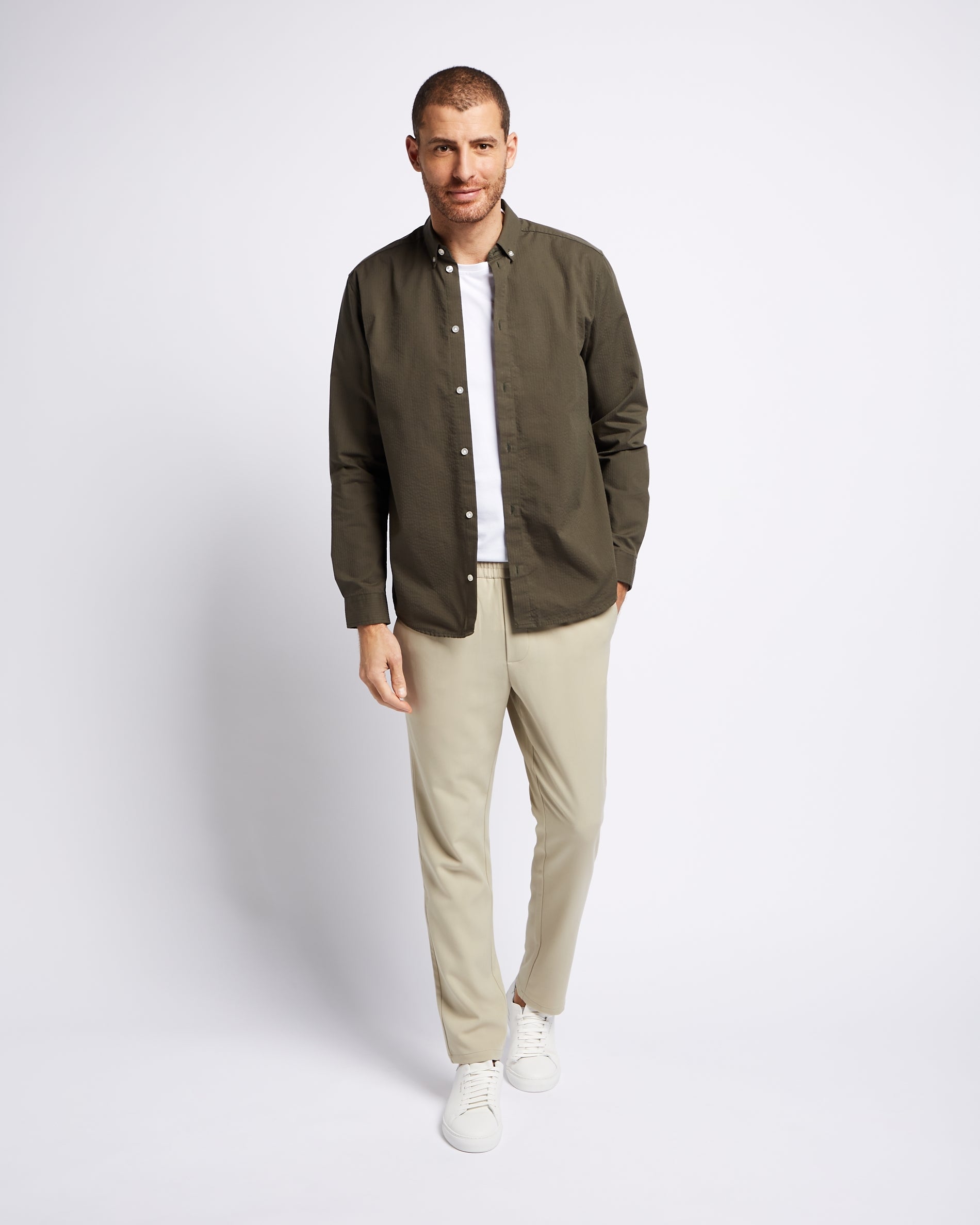 Relaxed Performance trousers Sand