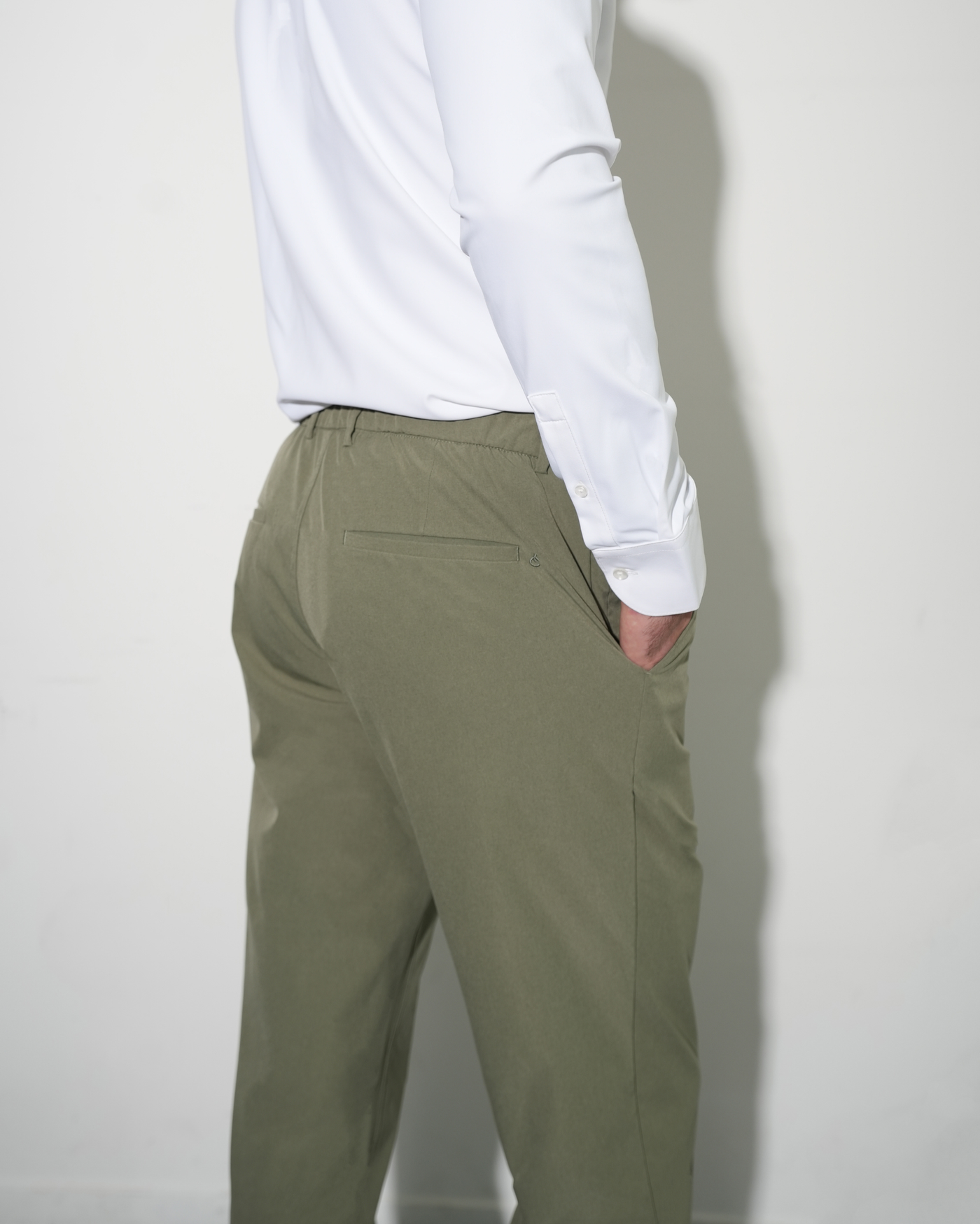 Performance trousers olive
