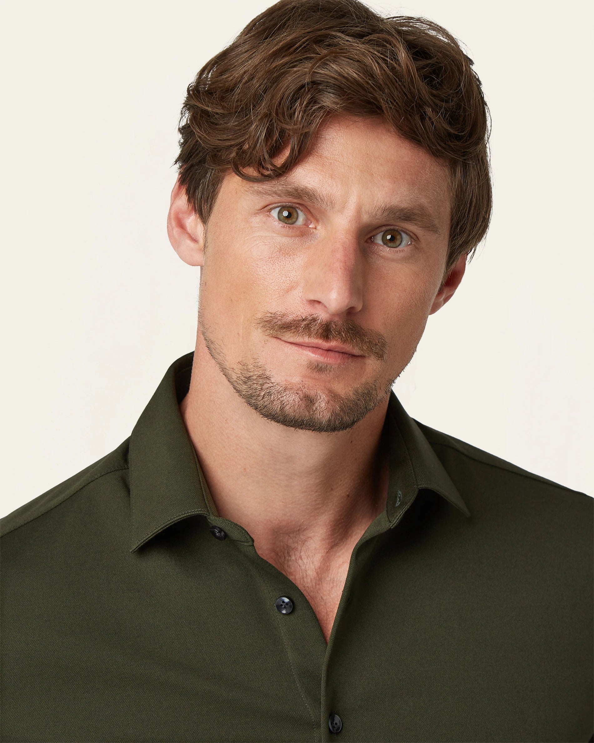 Knitted non-iron shirt Dark Green